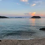 Sunny Rest Nest 度假居 Pakoštane