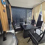 Sunny Rest Nest 度假居 *