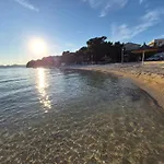 Sunny Rest Nest 度假居 *