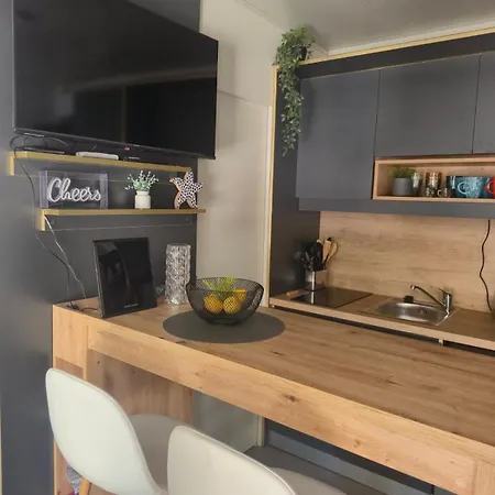 Semesterbostad Sunny Rest Nest *