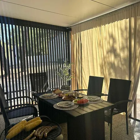 Semesterbostad Sunny Rest Nest *