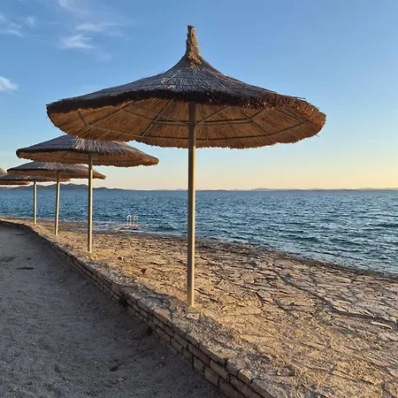 Sunny Rest Nest Pakoštane